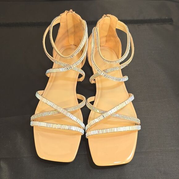BRAND NEW THALIA SODI WOMEN'S DANA EMBELLISHED STRAPPY FLAT SANDALS - Picture 3 of 16